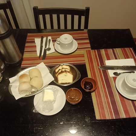 El Patio Del Aromo Apartman Puerto Madryn Kültér fotó