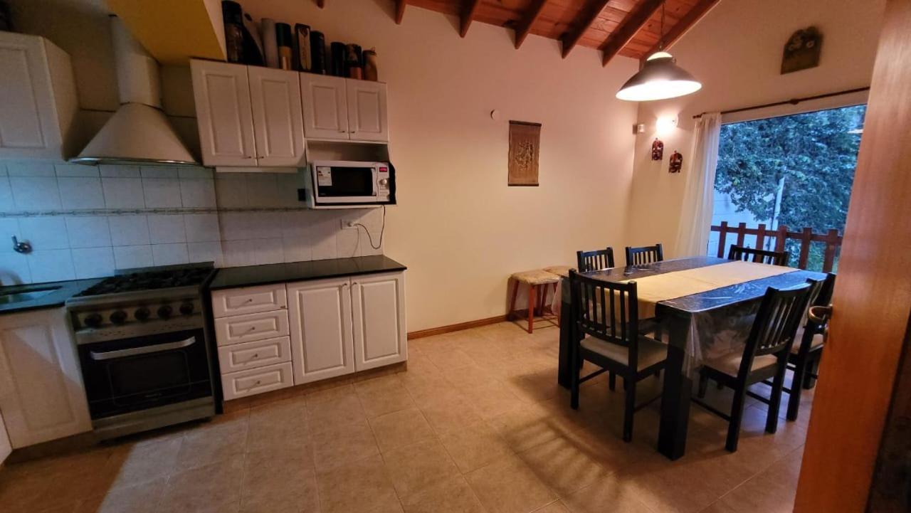 El Patio Del Aromo Apartman Puerto Madryn Kültér fotó